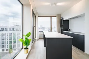 Premium City Retreat with Balcony for 12 - Image 2