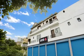 Hotel O A K Residency - Image 3