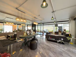 Breezewood Bangkok Hotel - Image 2