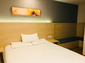 Hi Inn Nanjing Fuzimiao - Image 5