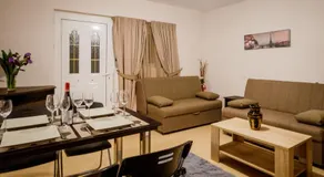 Mirimar Apartments - Image 3