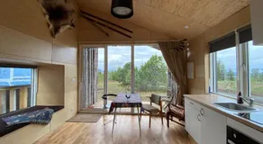 Guesthouse With Lake View - Image 2