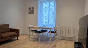 Le Vauban - appartement 2 chambres, salon, cuisine équipée, parking et wifi gratuit - Image 4