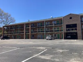 Gold Suites Rentals - Image 4