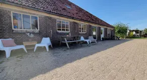 Camping De Tulpenweide lege Kampeerplaats, lege plaats op het gras zonder bed - Image 4