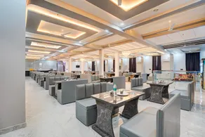 HOTEL O ROYAL GRAND - Image 3