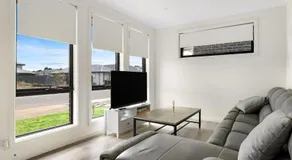 Family-Friendly 4BR Haven - Big Space Comfort - Image 5