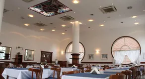 Hotel Reviens - Image 3