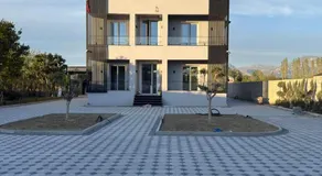 Airport Gate Hotel - Image 2