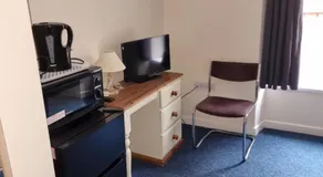 Kings Arms Guest House Ebbw Vale - Image 4