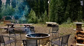 Carlo Creek Cabins - Image 3