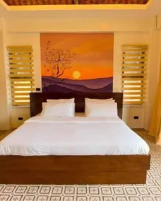 White Hut Villas - Image 1