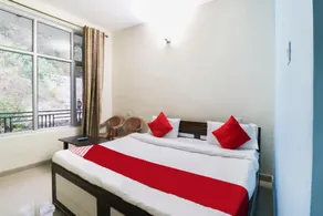 OYO 65167 Rishika Guest House - Image 4