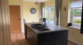 Loch Caroy Bay Cottage - Image 3