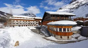 Village Vacances de Val d'Isère - Chambre 6 Personnes - Pension Complète - Image 3