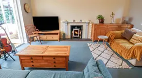 17 Demesne Gardens - Image 2