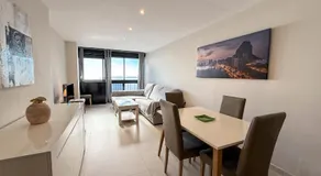 Moderno Apartamento Colon con Vistas al Mar Calpe - Image 2