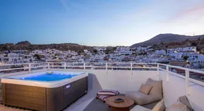 Heritage Luxury Suites - Image 2
