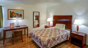 Richard's Hotel - Image 2