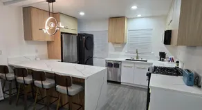 Sandbar Bay Walk to Beach & Downtown Oceanside New 2 BEDROOM Apartment - Image 3