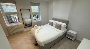 Luxury 3BR Flat Near East Croydon Gatwick 3WiFi - Image 2