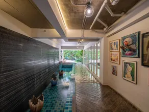 River Art Hotel - Image 4
