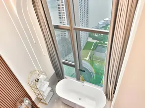 Ouchen International River View Hotel Jiefangbei Raffles City Chongqing - Image 4