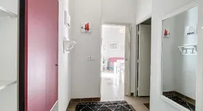 Charmant T3 plain-pied avec terrasse privée, parking gratuit et piscine à Baden - Image 5