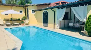 Relais Torre Dei Torti - Luxury Bed and Breakfast - Image 2