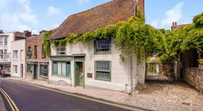 The Tea House - Image 3
