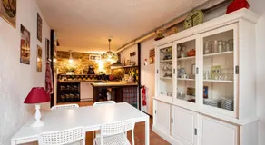 VILLA ZENITH Hostel - LA MAISON - Image 2