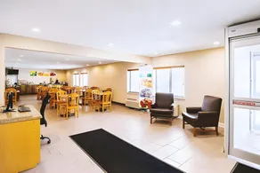 Hotel Inn Milwaukee Mitchell Airport - Image 3
