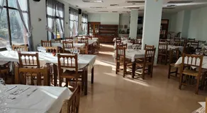 Hostal Restaurante Venta del Barro - Image 4