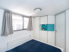 Chalet in Goedereede near North Sea Beach - Image 3