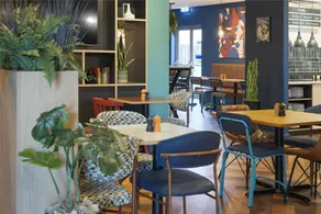 Travelodge Derby Pride Park - Image 4