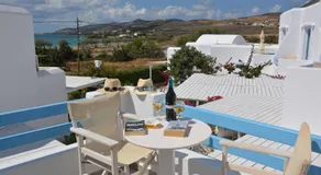 ThalaSEA - village Antiparos - Image 3