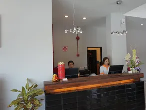 Super 8 Hotel @ Bayan Baru - Image 3