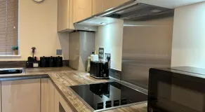 7 Thadan Apartments - Image 4