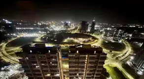 The Grand Palm Retreat with Skyline Suit in GIFT City, 2BHK, Luxurious, Pool, AC, Wifi - Image 5