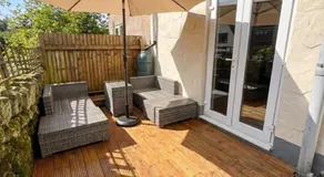 Smithy Bank Cottage - with free parking! - Image 3