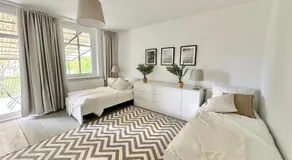 Apartamento con 2 dormitorios para 6 personas - Image 2