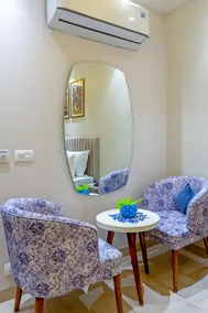 Aadat Hotel Near Artemis Hospital - Image 2