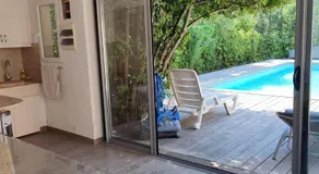 Villa avec piscine privée - Image 2
