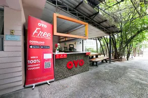 OYO 276 The Resort Chonburi - Image 4