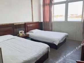 Xiangxiang Holiday Hotel - Image 4