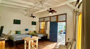 Lizard King Hotel & Suites - Image 2