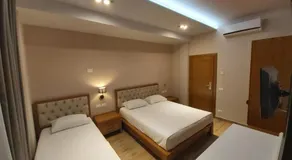 Hotel Pelikan - Image 2