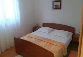 Apartment Šimi A1 Supetar, Island Brac - Image 3
