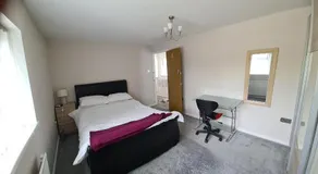 Homely Home - Image 2