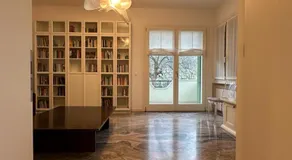 Welc-ōM Luxury Hillside Retreat - Image 2